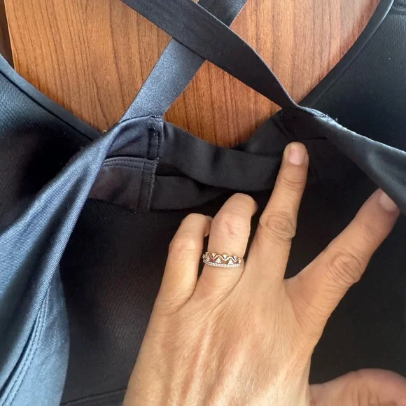 NWOT Victoria Secret sports bra - Picture 2 of 7